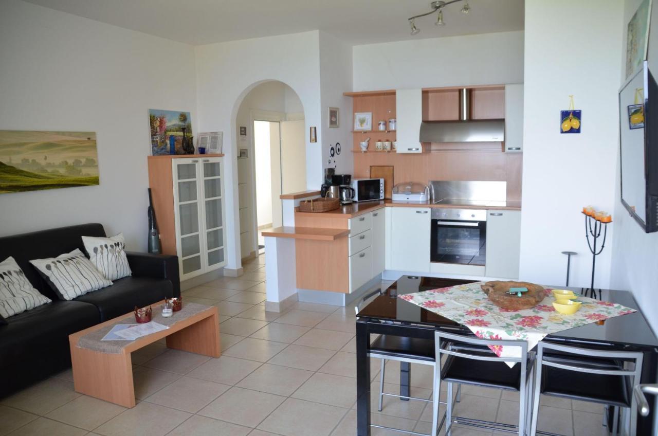 Ferienwohnung-Casa-Uta-Gardasee-Limone-Tremosine Екстер'єр фото